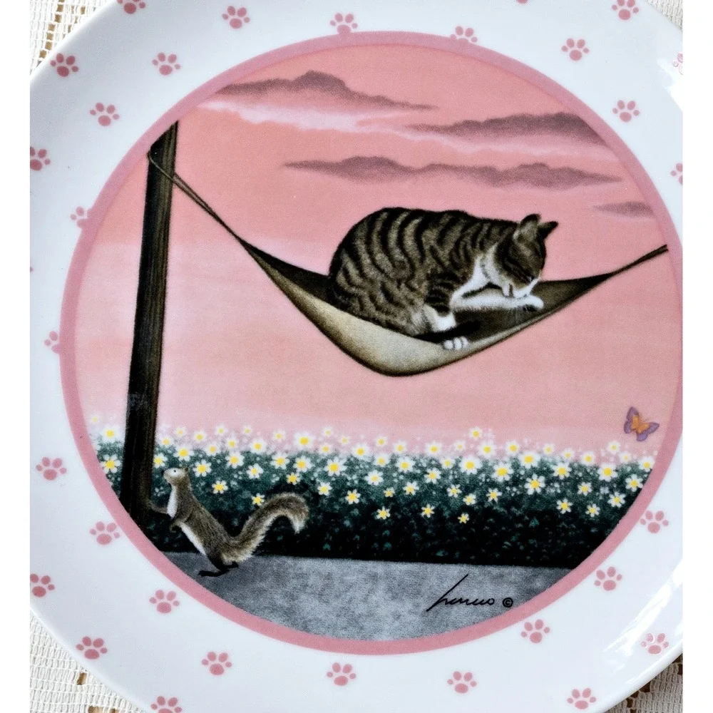 Lowell Herrero Vintage 1980s Cat Art Plate Wall Hanging Porcelain Pink White